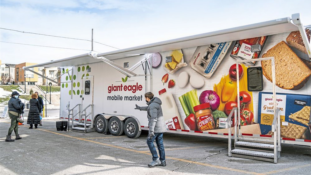 ‘Born of the social justice movement,’ Giant Eagle Mobile Market brings groceries to food deserts around Pittsburgh